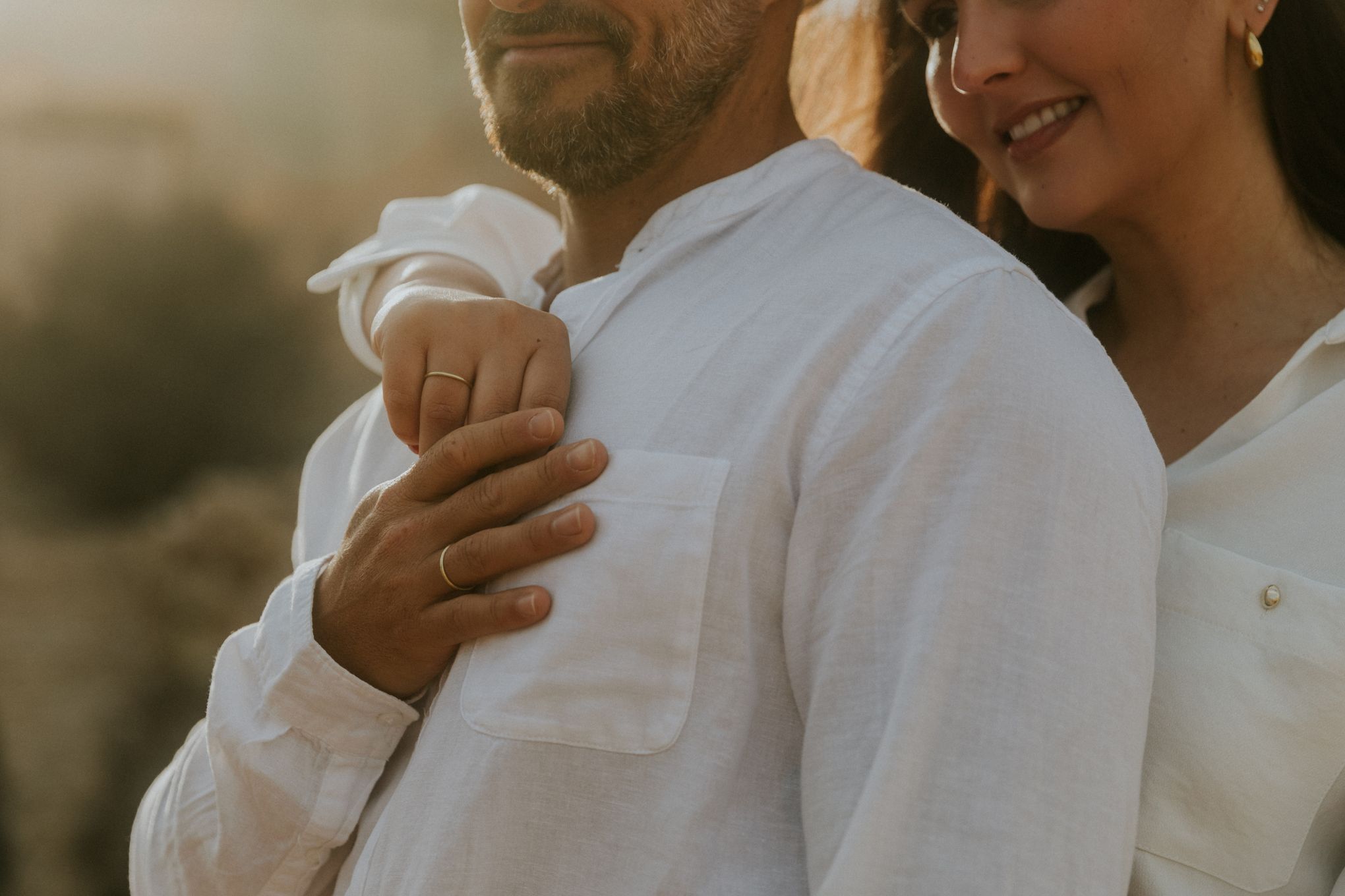 Foto preboda en Alicante de Cristian y Encarni. Detalle de las alianzas