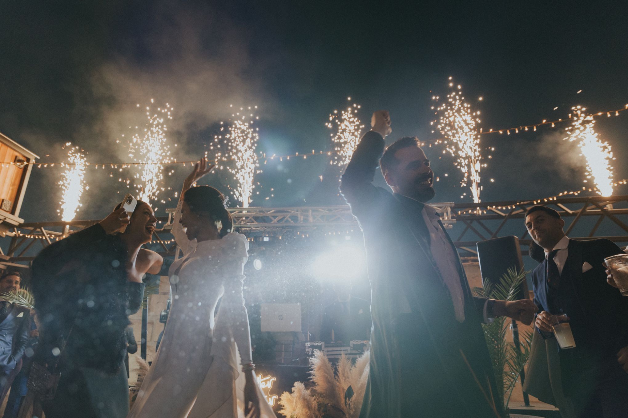 Fotografía de boda en Murcia con fuegos artificiales